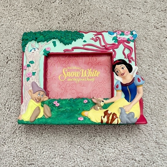 VTG Walt Disney Snow White 3D Picture Frame Snow White Dopey - Picture 1 of 2